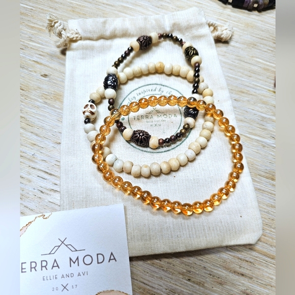 Terra Moda - Trio of Beaded Bracelets in Muted Autumn colors, Size S (7.5") - Picture 5 of 6